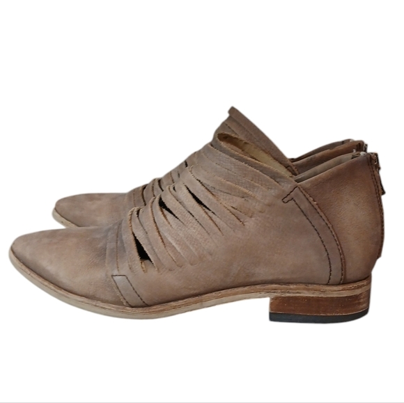 Free People Suede Bootie Women's Tan Western Shoe size 7.5-8 - Picture 4 of 11